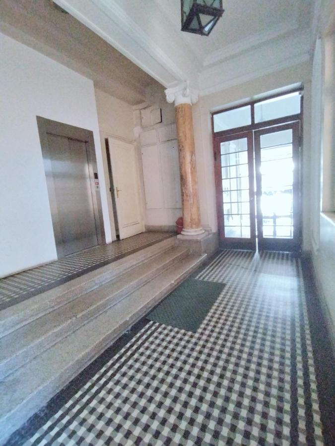 Monica'S House Hostel Beograd Ngoại thất bức ảnh