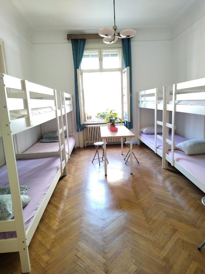 Monica'S House Hostel Beograd Ngoại thất bức ảnh